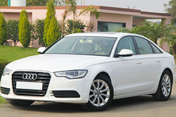 Hire a Luxury Car Rentals Service