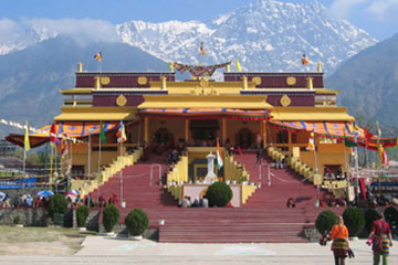 Katra to Dharamshala Car Hire